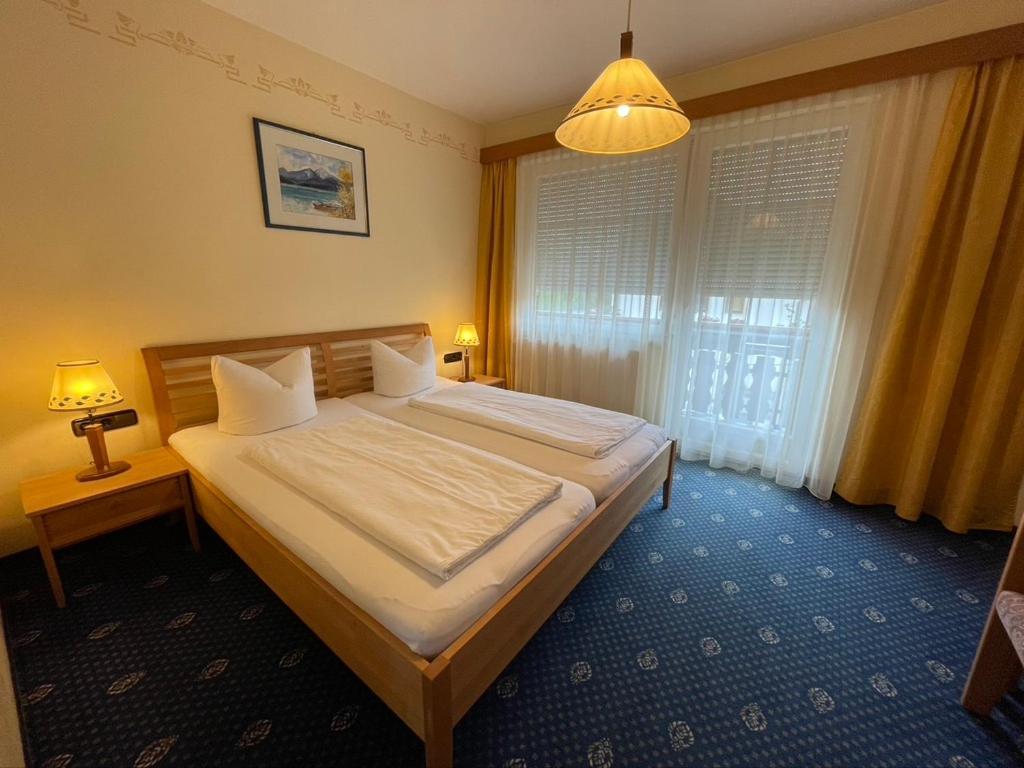 Gaestehaus Trink B&B Drobollach am Faakersee Exterior photo